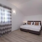 Stari Ribar * Ловиште