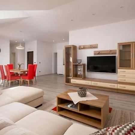 Stari Ribar * Lovište