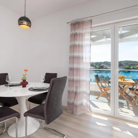 Stari Ribar * Lovište