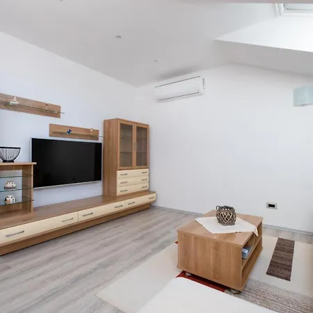 Stari Ribar Apartamento Lovište