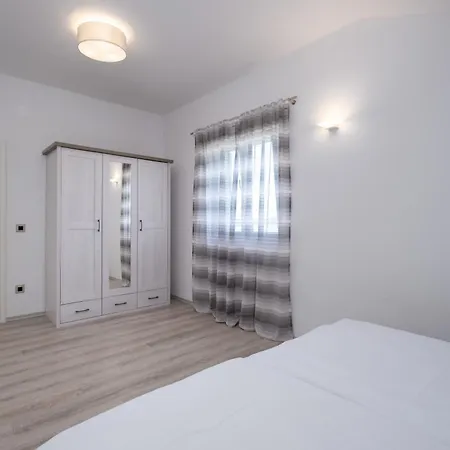 Stari Ribar Lovište