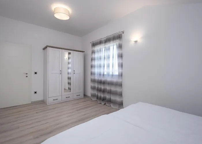 Stari Ribar Lovište